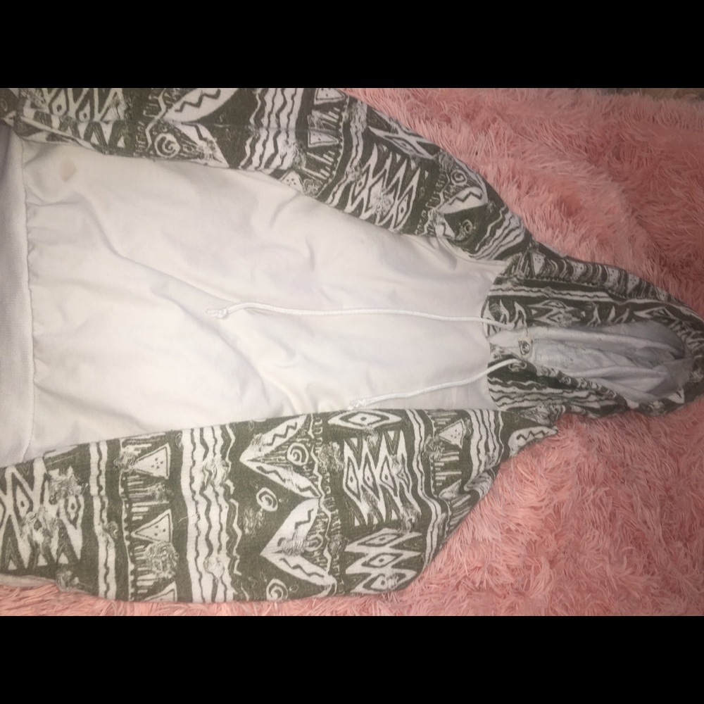 Girl or boy sweater